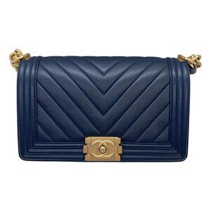 Chanel Lambskin Chevron Medium Boy Leather Navy/Gold (24***28) CC433